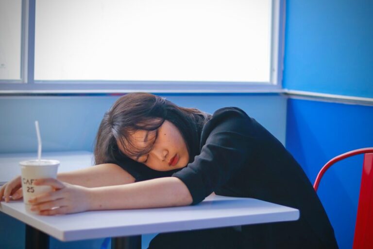 caffeine delays and disrupts sleep